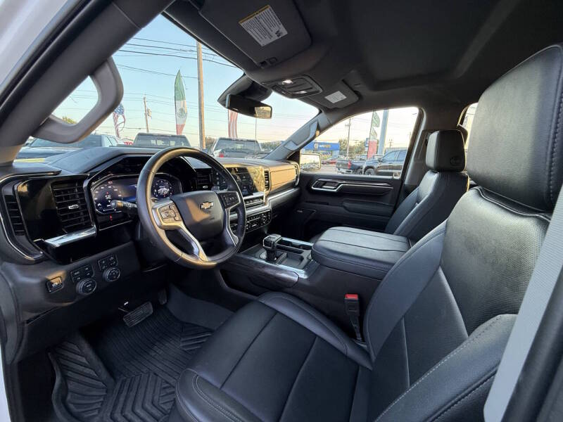chevrolet silverado 1500 2025 1GCUKGE89SZ239564 image chevrolet silverado 1500 2025 1GCUKGE89SZ239564 image